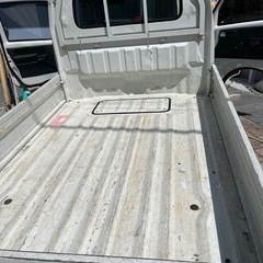 募集中！早い者順ではなく選考します！スズキ　軽トラ　キャリー　2駆　5MT の画像