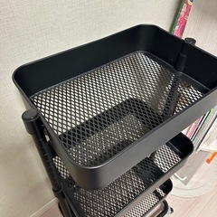 【引取中】ほぼ新品　　ワゴン　サイドワゴンの画像