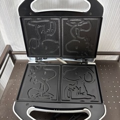 スヌーピー ホットサンドメーカー 新品未使用箱無しの画像
