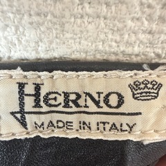 Herno ブラック フレアスカート サイズ44の画像