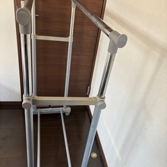 洋服掛けスタンドの画像