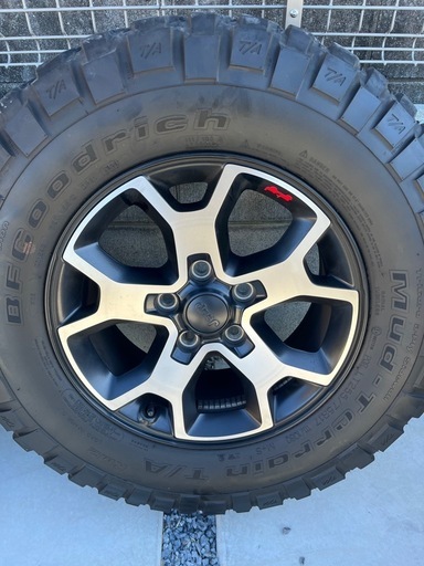 jeepJLラングラールビコン純正ホイールタイヤ5本セット