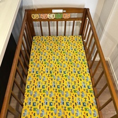 ベビーベッドの画像