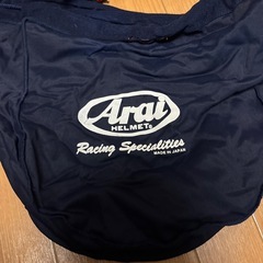 ヘルメットARAIの画像