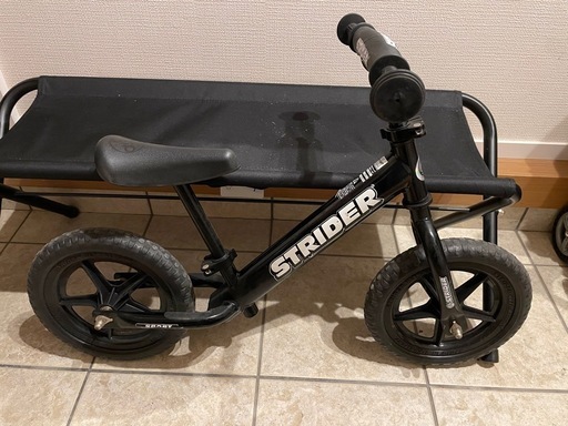 美品！ストライダー12インチ