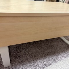 昇降式テーブルの画像