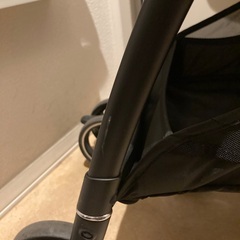 アップリカ ラクーナクッションAF 2023年モデル グレー ベビーカーの画像