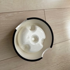 犬用　ご飯容器の画像