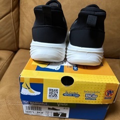 レディース　スリッポン　23.5cmの画像