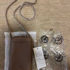 新品　D.KELLY スマホショルダーバッグ　モカ　の画像