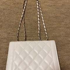 ショルダーバッグの画像