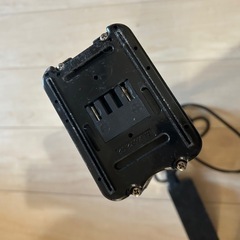 【ジャンク】電動自転車 バッテリー&充電器の画像