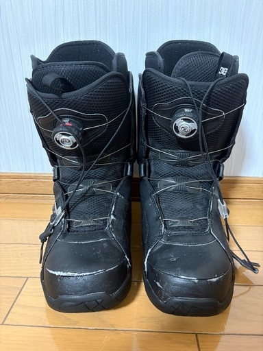 DC SHOES スノーボードブーツ (594) 永山のスノーボードの中古あげます