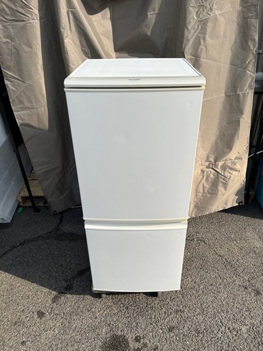 シャープ　ノンフロン冷凍冷蔵庫 137L SJ-UW14-W