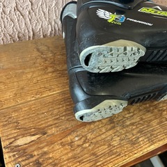 ノルディカjrスキーブーツ　25.5の画像