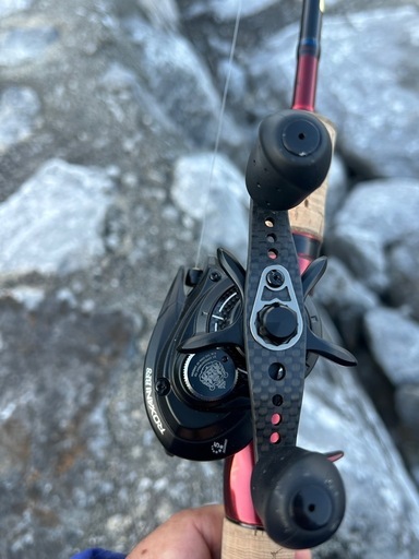 アブガルシアロキサーニbf8 (黒) 沖縄のその他の中古あげます・譲り