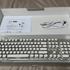 【確約済み】タイプライター風キーボード(英字配列)の画像