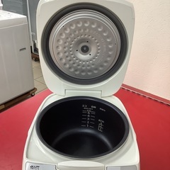 TiGER タイガー　炊飯器　炊飯ジャー　5.5合炊き　JBH-G1 2016年製の画像