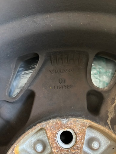 V70アルミタイヤ中古4本