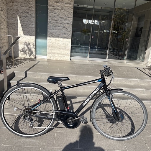 電動自転車 ブリヂストン アシスタ 27インチバッテリー2つです。(B200とB400) 電動自転車 ブリヂストン アシスタ 27インチバッテリー2つです。(B200