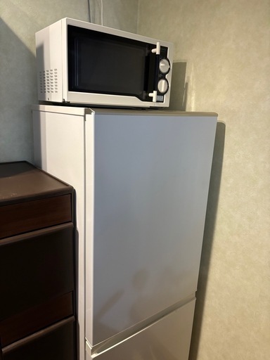 冷蔵庫 AQUA AQR-18G-W（2018年製）※電子レンジ・透明マット付き