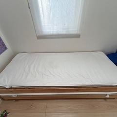 あげます　　IKEAスタッキングベッド、マットレス付きの画像