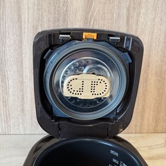 象印　3号炊き炊飯器の画像