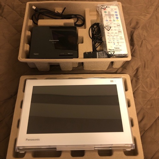 パナソニック防水ポータブルテレビUNｰ10E6ｰW (レイ) 鳳のテレビ