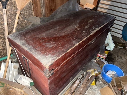 およそ築100年以上の古民家より発掘❗️長持(ながもち) 物入れ木箱宝箱