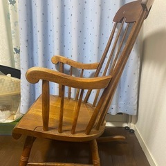 飛騨産業のロッキングチェアの画像
