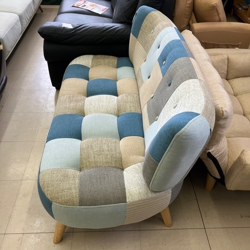 中古品　　パッチワーク2人掛けソファ　ブルー系　公田店