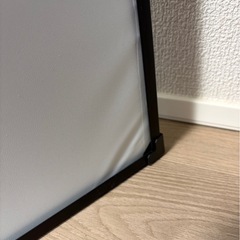 壁掛けスクリーン　単焦点、80インチ！の画像