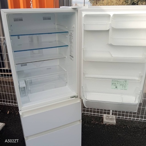 A018 送料設置無料Panasonic自動製氷機能付大型冷蔵庫315L (白家電