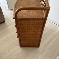 ラタンチェストの画像