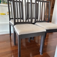 ダイニングチェアの画像