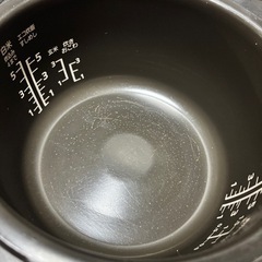 パナソニック炊飯器SR-FE101　の画像