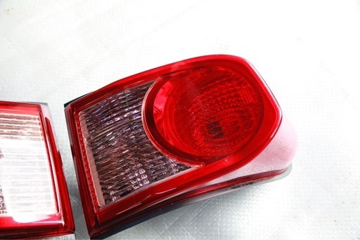 トヨタ　FJクルーザー　　左右テールランプ　