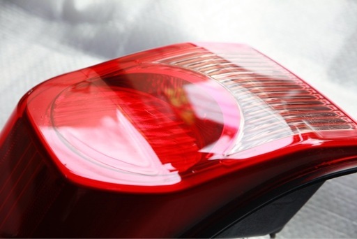 トヨタ　FJクルーザー　　左右テールランプ　