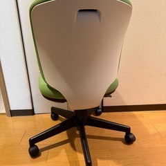 座り心地抜群！PLUSオフィスチェアの画像