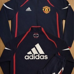 マンチェスターU × adidas ジャージ 上下セット