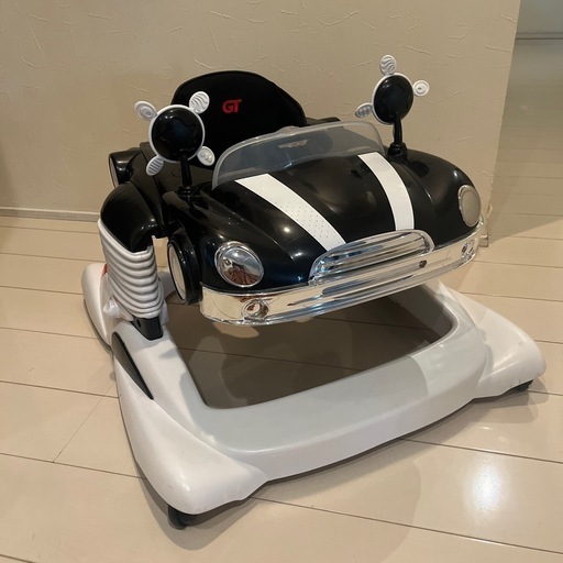 【美品】日本育児 車型ベビーウォーカー 3in1（ジャンプ・テーブル機能付）