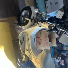 ホンダのカレンの画像