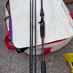 ツーピース　ベイトロッド　ウルトラライト　ミディアム　ミディアムヘビー　3通りの使い方　バスロッド　ロックフィッシュロッド　釣竿の画像