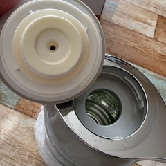 卓上ポットの画像