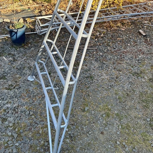 造園用三脚