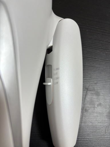 値下げ致しました❗️【ヘアドライヤー】使用に問題ないが…