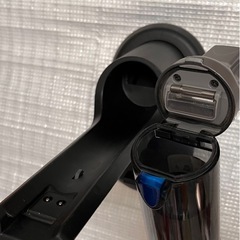 美品！ハンディ掃除機　クリーナー　軽量新生活に！の画像