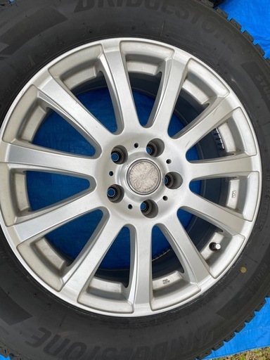 ★値下げしました‼️【ほぼ新品イボ残り】スタッドレスタイヤ　ブリヂストン　ブリザックDM-V3 225/65 R17