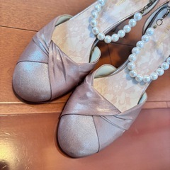 milli de l'air ミリデラール    パンプスの画像