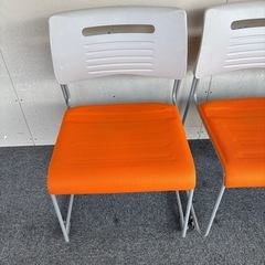 会議用チェア　4個
の画像